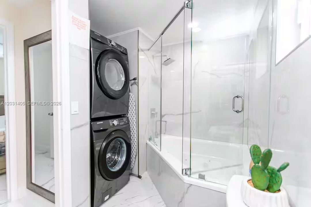 En Renta: $6,500 (4 camas, 4 baños, 2770 Pies cuadrados)