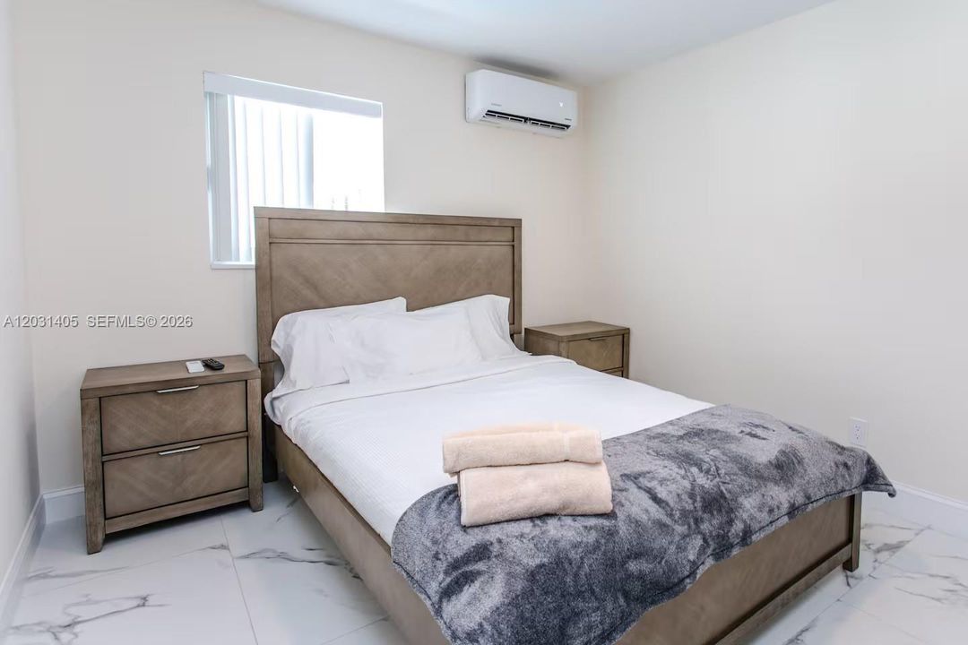 En Renta: $6,500 (4 camas, 4 baños, 2770 Pies cuadrados)
