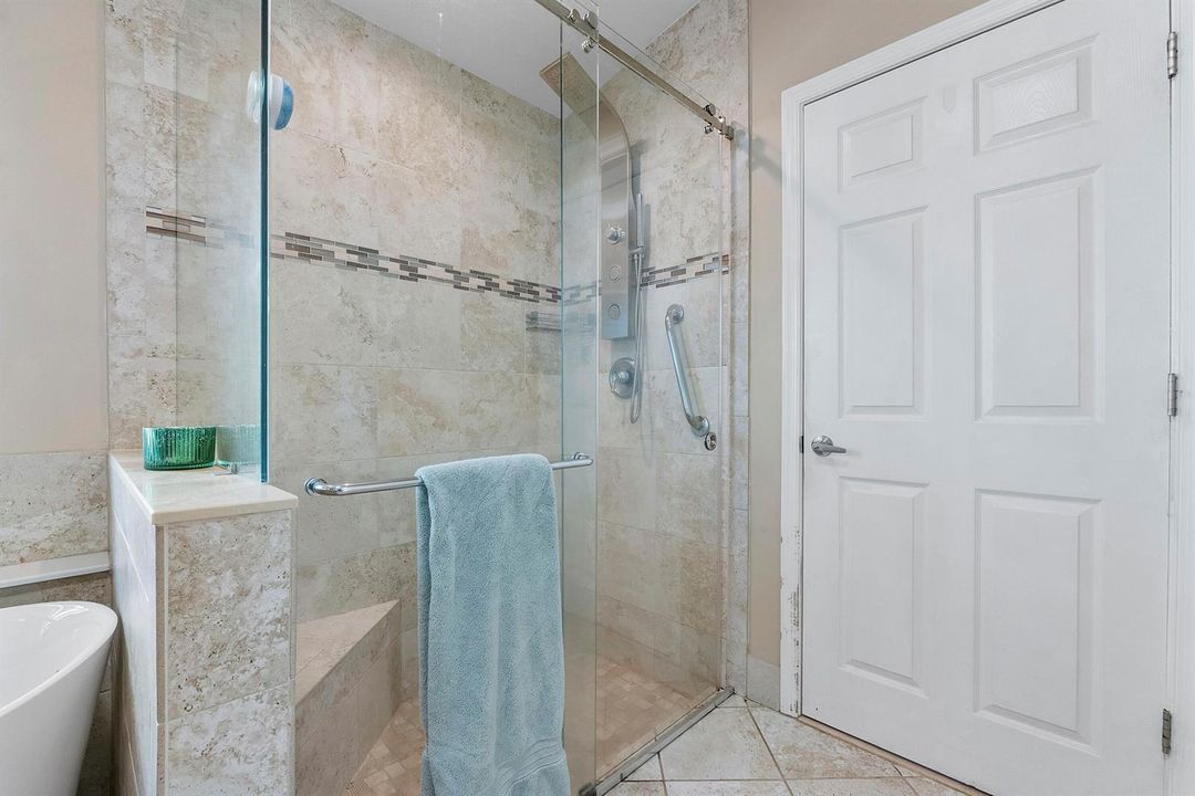 12328 St Simon Dr_067