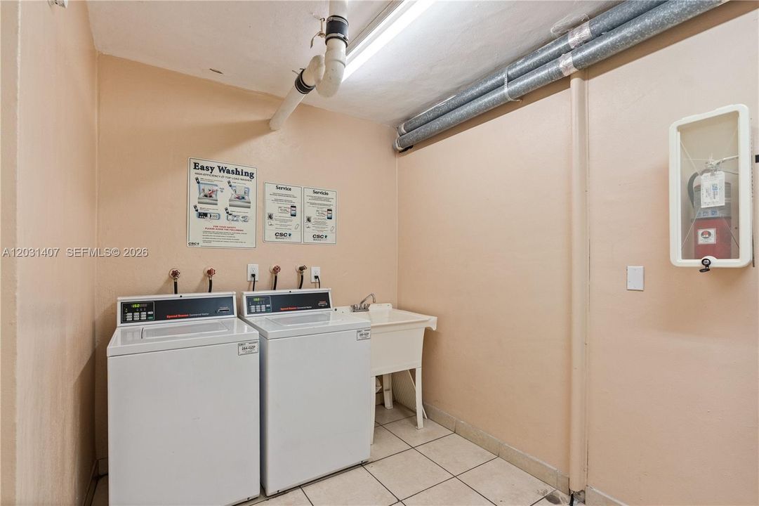 For Rent: $3,100 (1 beds, 1 baths, 850 Square Feet)