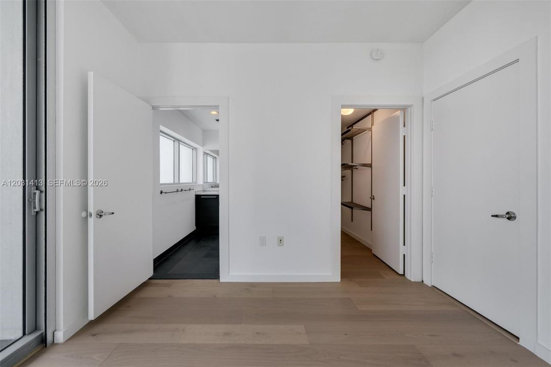 Active With Contract: $7,500 (2 beds, 3 baths, 1694 Square Feet)