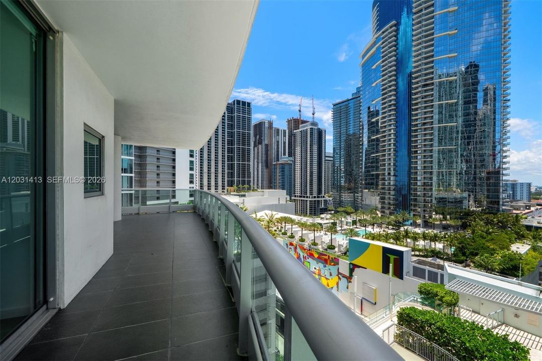 Active With Contract: $7,500 (2 beds, 3 baths, 1694 Square Feet)