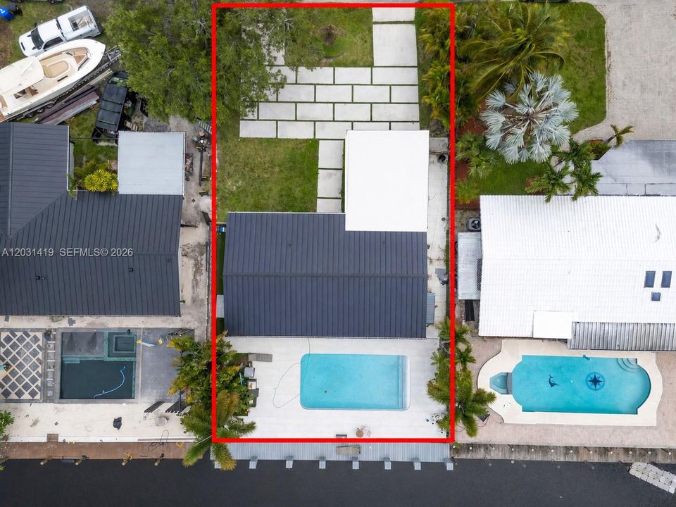 En Renta: $9,500 (4 camas, 3 baños, 1532 Pies cuadrados)