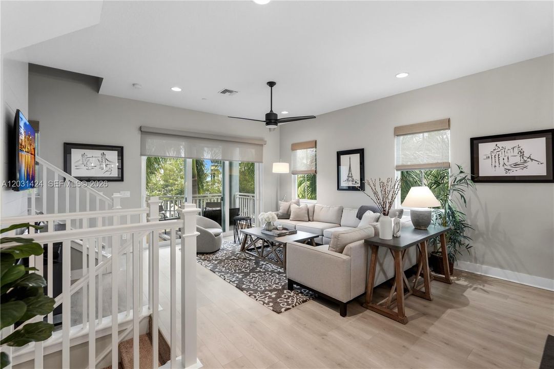For Sale: $879,000 (3 beds, 3 baths, 2252 Square Feet)