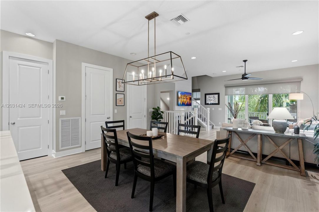 For Sale: $879,000 (3 beds, 3 baths, 2252 Square Feet)