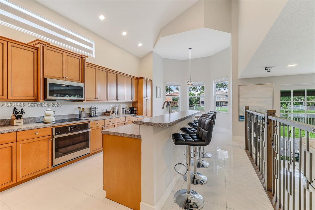 For Sale: $985,000 (4 beds, 3 baths, 3077 Square Feet)