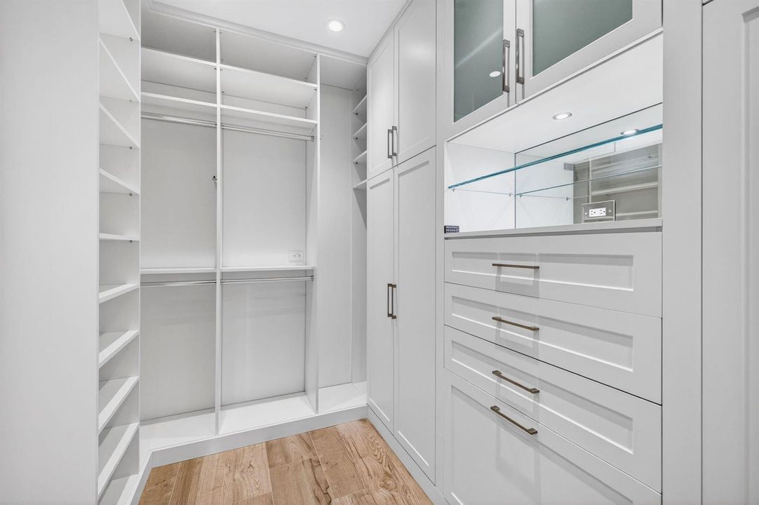 54_Seperate Primary Suite Closets