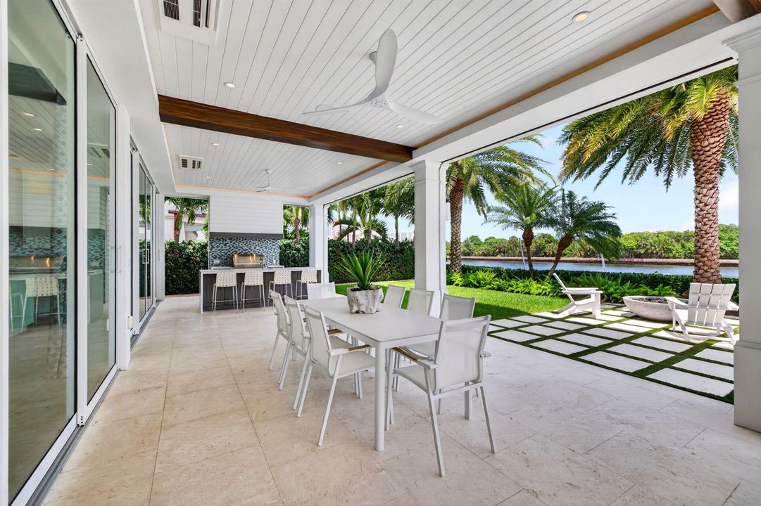 25_Ample Outdoor Covered Dining