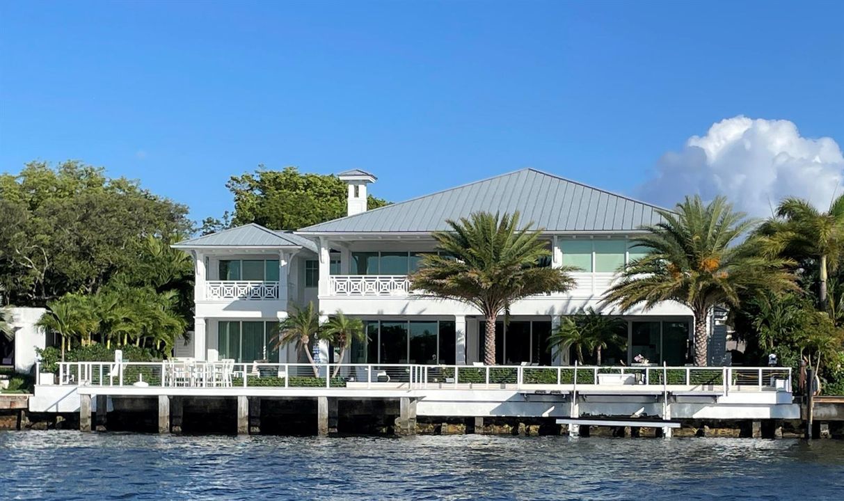 Intracoastal View - Rear Exterior