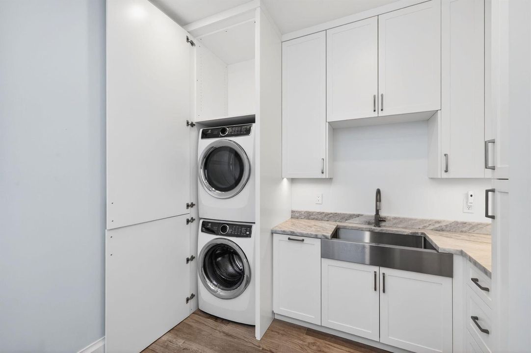 32_First Level Utility Room