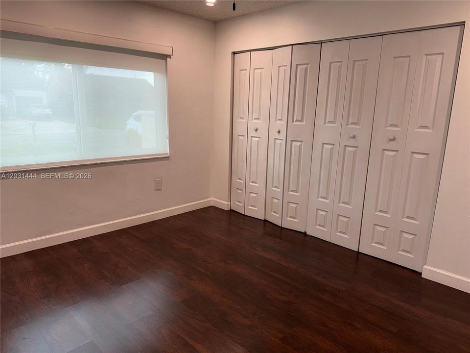 For Rent: $2,500 (2 beds, 1 baths, 1264 Square Feet)
