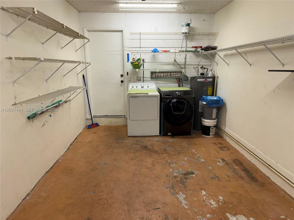 For Rent: $2,500 (2 beds, 1 baths, 1264 Square Feet)