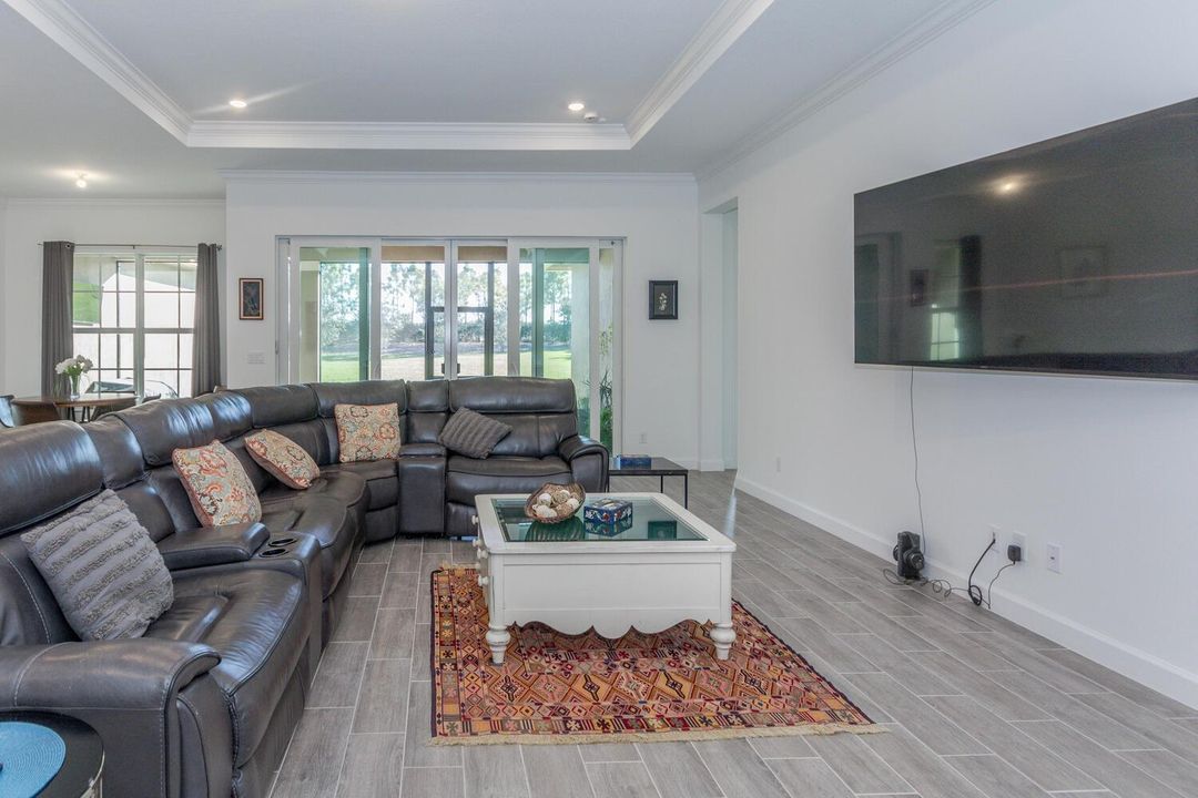 714 Hookline Cir Loxahatchee-large-011-0