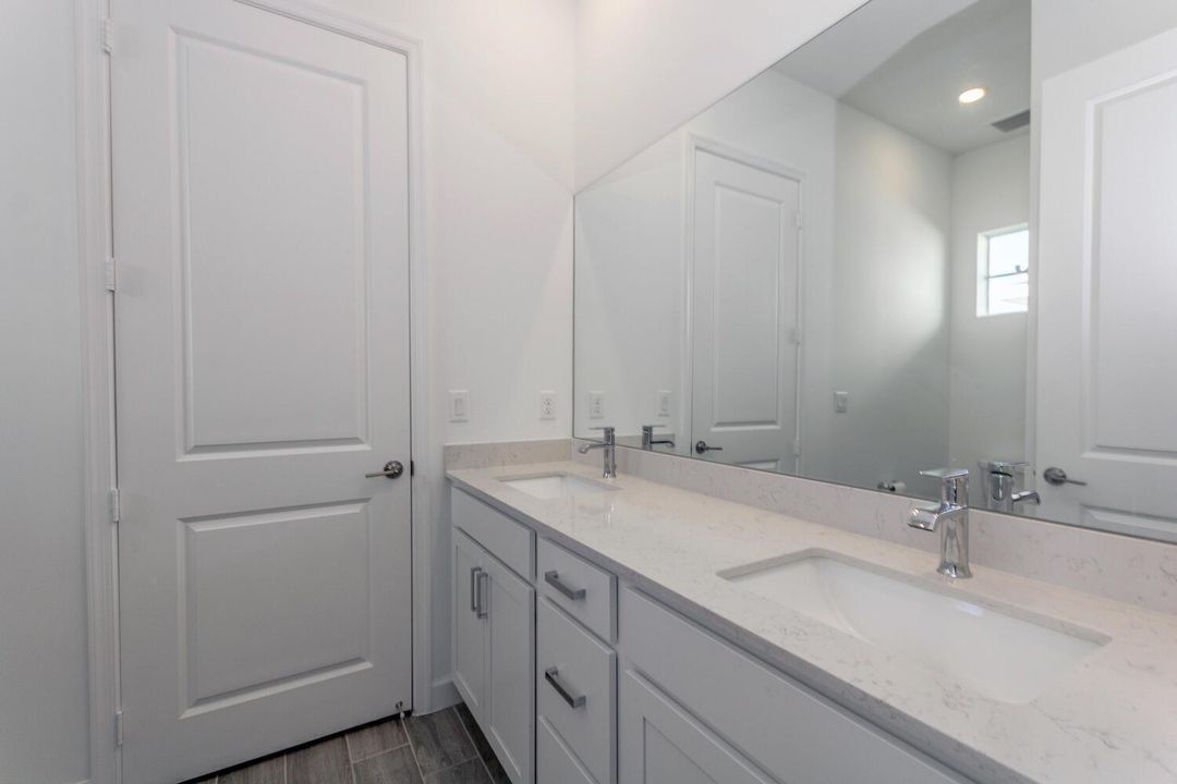 714 Hookline Cir Loxahatchee-large-031-0