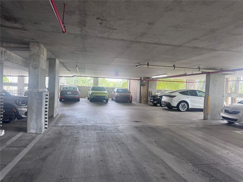parking spot 170