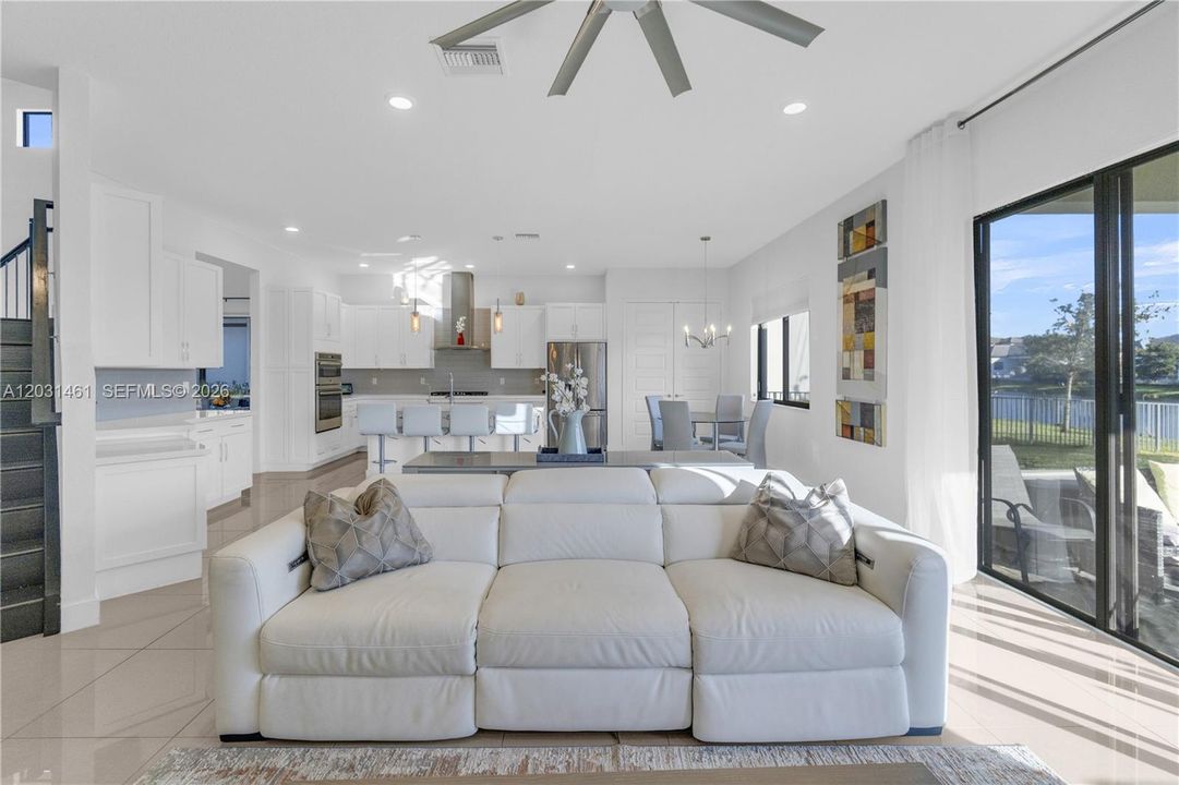 For Rent: $9,000 (4 beds, 5 baths, 3425 Square Feet)