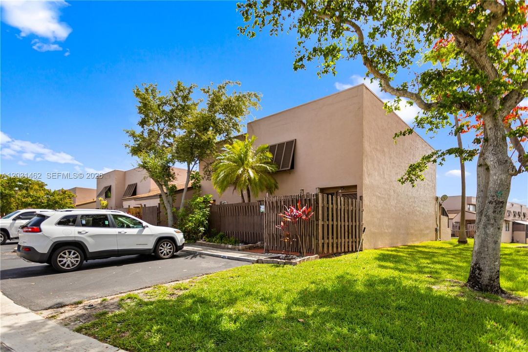 For Sale: $389,000 (3 beds, 2 baths, 1510 Square Feet)