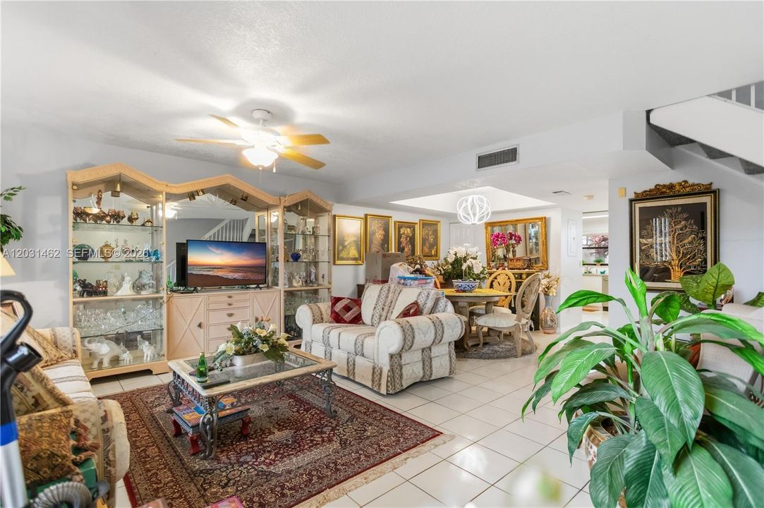 For Sale: $389,000 (3 beds, 2 baths, 1510 Square Feet)
