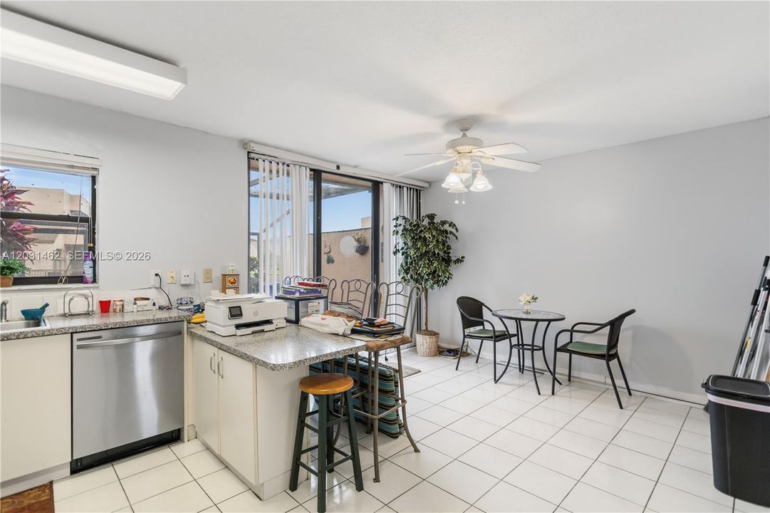 For Sale: $389,000 (3 beds, 2 baths, 1510 Square Feet)