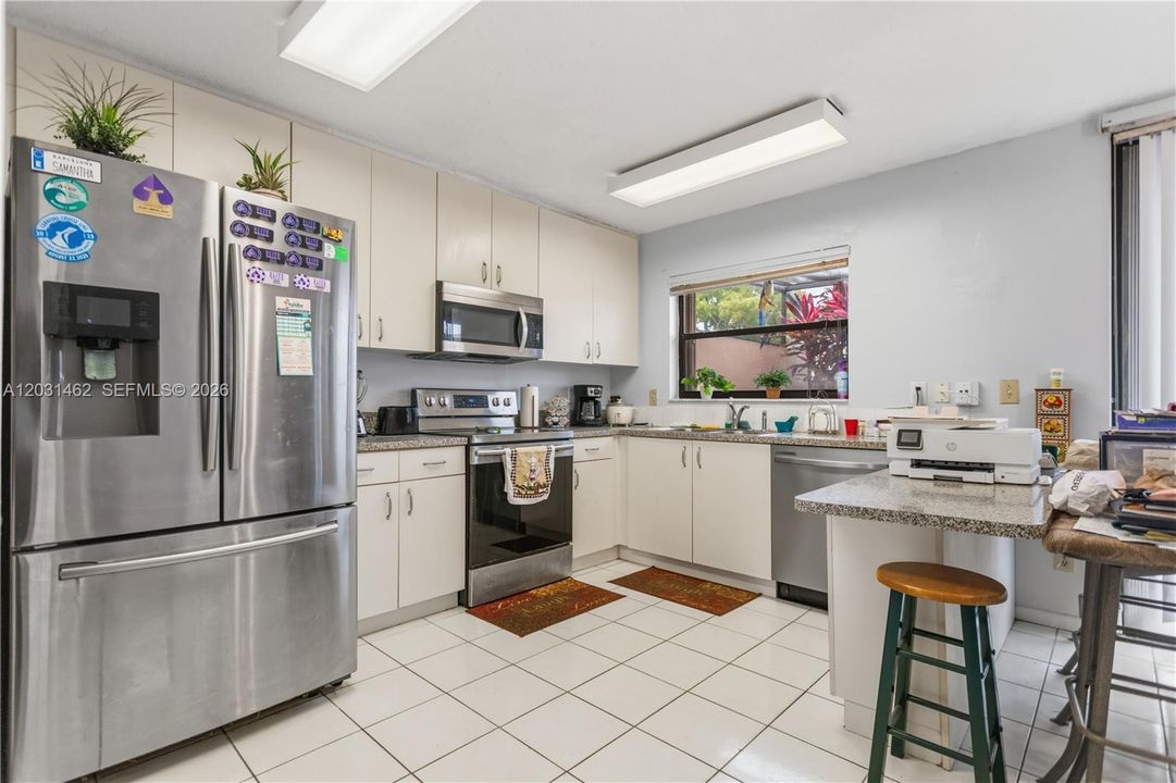 For Sale: $389,000 (3 beds, 2 baths, 1510 Square Feet)