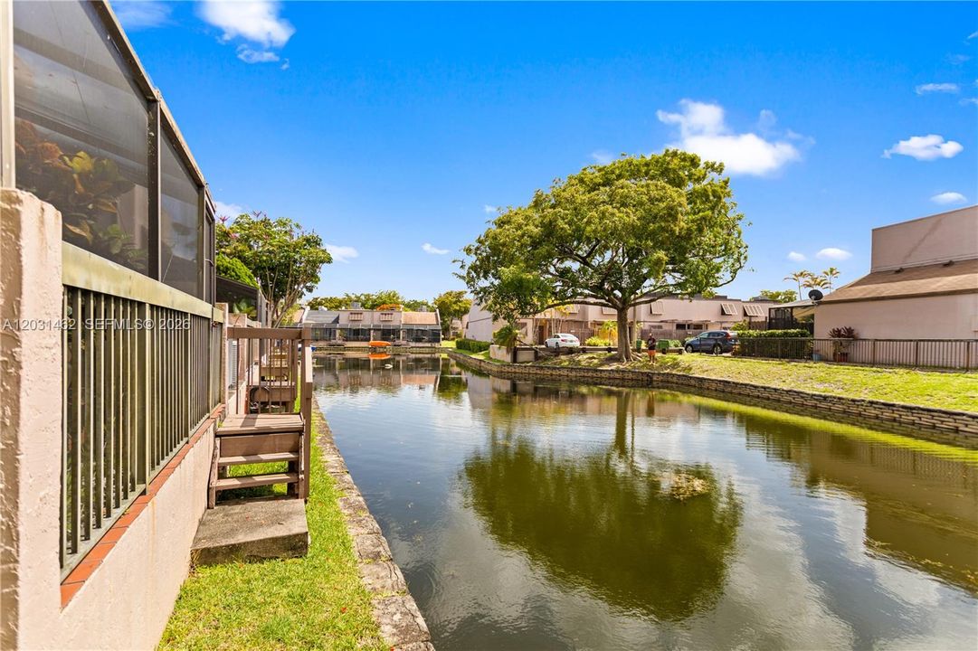 For Sale: $389,000 (3 beds, 2 baths, 1510 Square Feet)