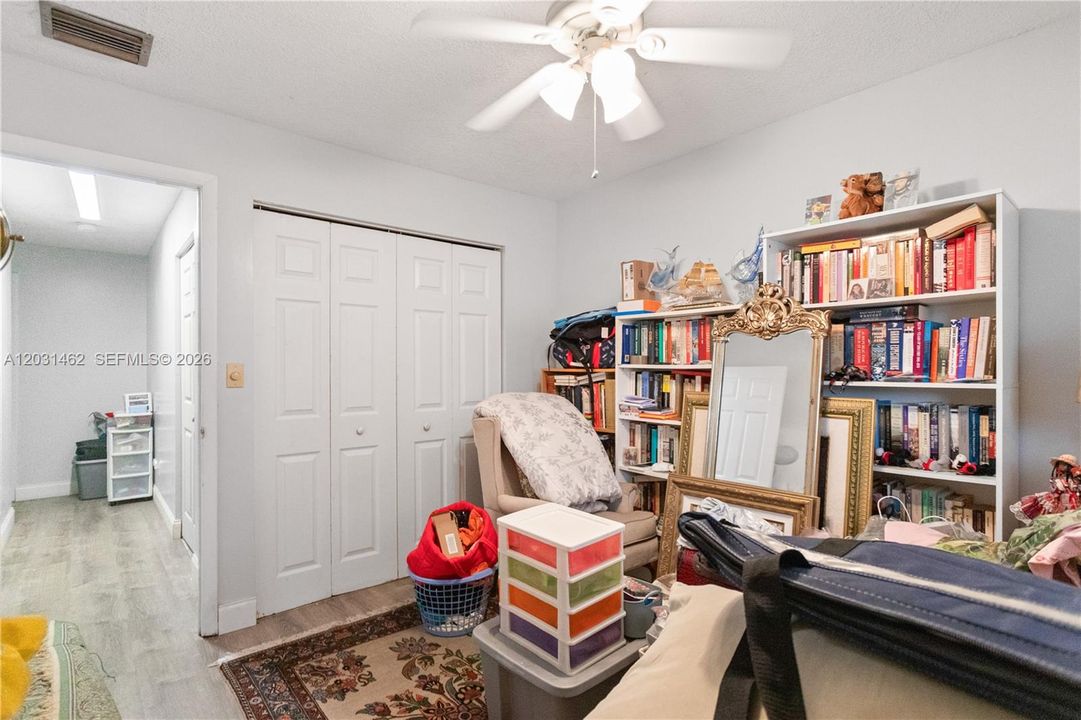 For Sale: $389,000 (3 beds, 2 baths, 1510 Square Feet)