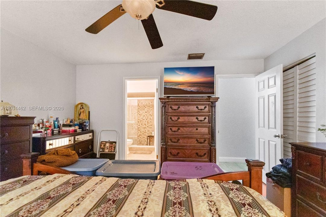 For Sale: $389,000 (3 beds, 2 baths, 1510 Square Feet)