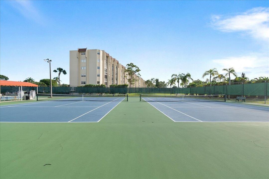 Tennis