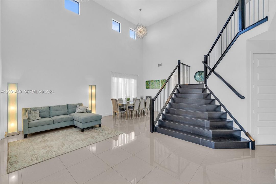 For Sale: $1,250,000 (4 beds, 5 baths, 3425 Square Feet)