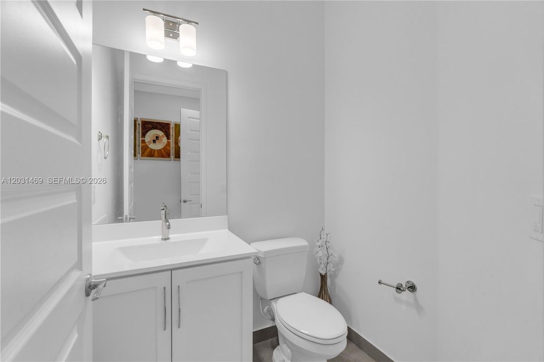 For Sale: $1,250,000 (4 beds, 5 baths, 3425 Square Feet)
