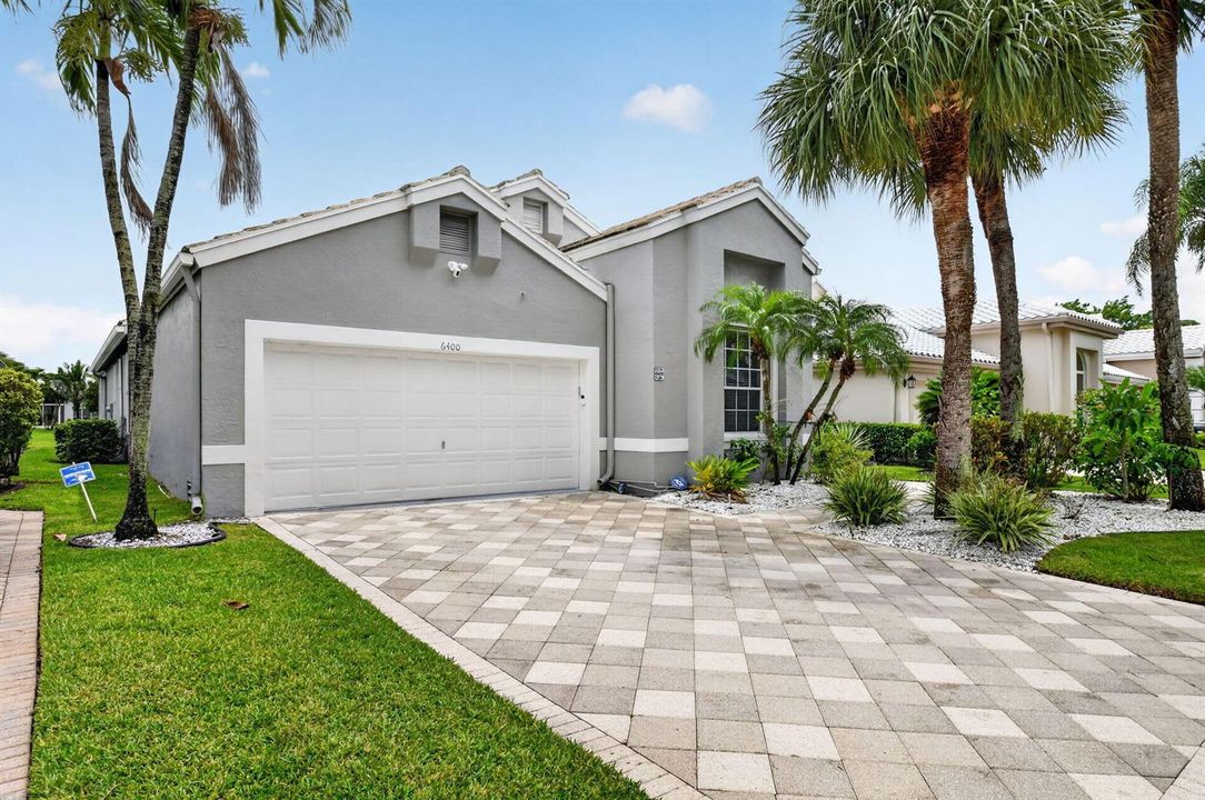 6400 3 Lakes Ln Exterior Front