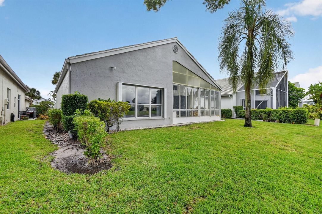 6400 Three Lakes Lane