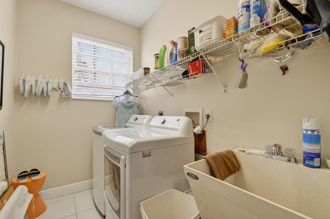 45-web-or-mls-6400 3 Lakes Ln (36)