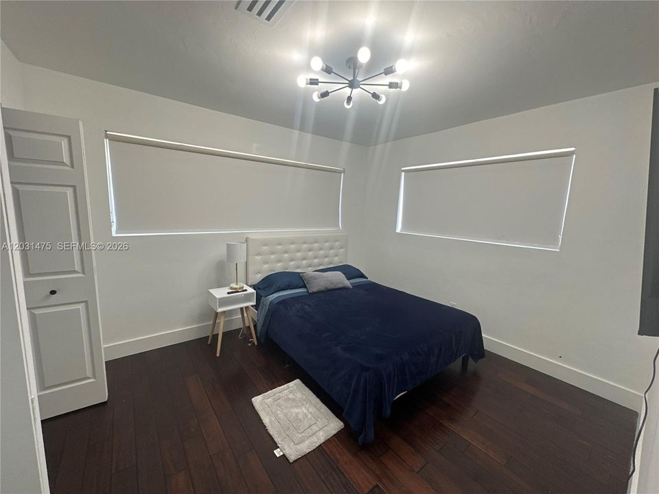 For Rent: $6,500 (4 beds, 3 baths, 1694 Square Feet)