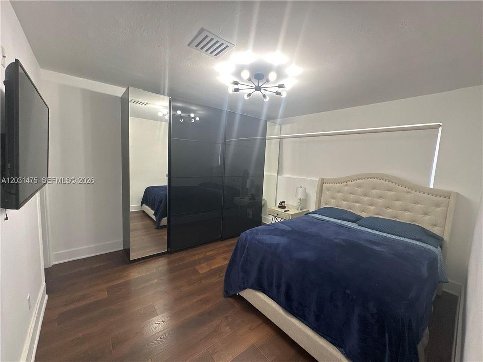 For Rent: $6,500 (4 beds, 3 baths, 1694 Square Feet)