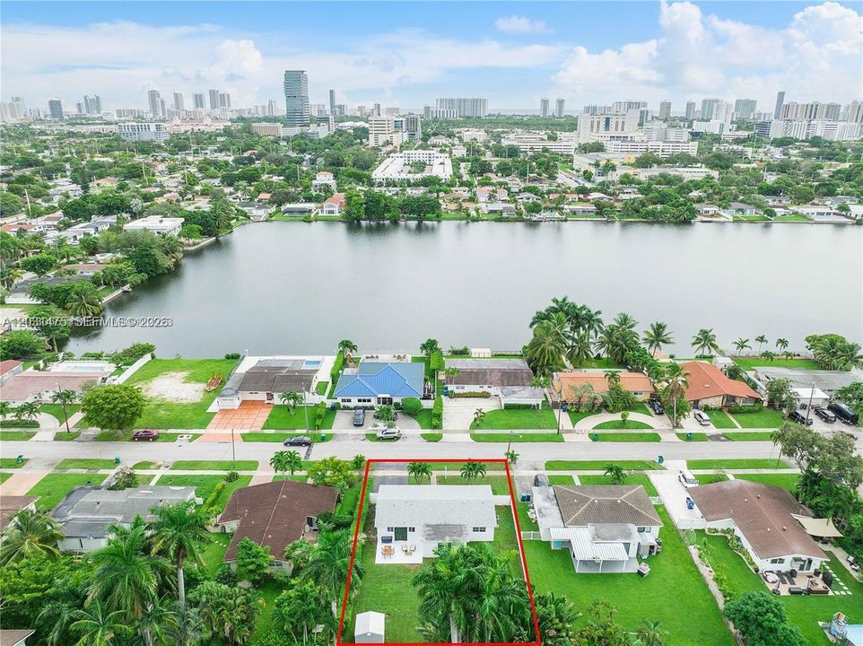 For Rent: $6,500 (4 beds, 3 baths, 1694 Square Feet)