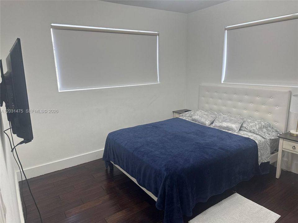 For Rent: $6,500 (4 beds, 3 baths, 1694 Square Feet)
