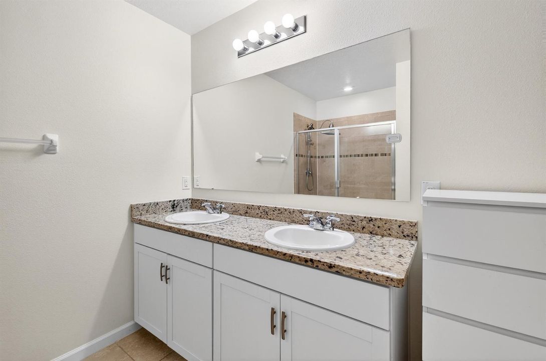 Owners Bathroom
