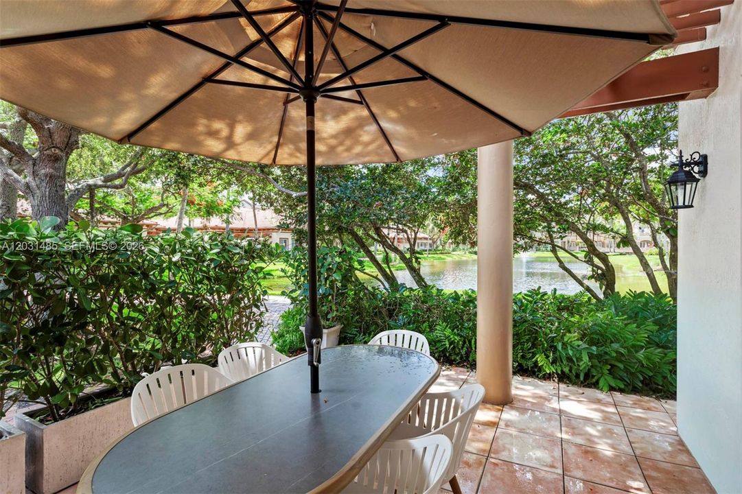 For Sale: $1,095,000 (3 beds, 2 baths, 2390 Square Feet)