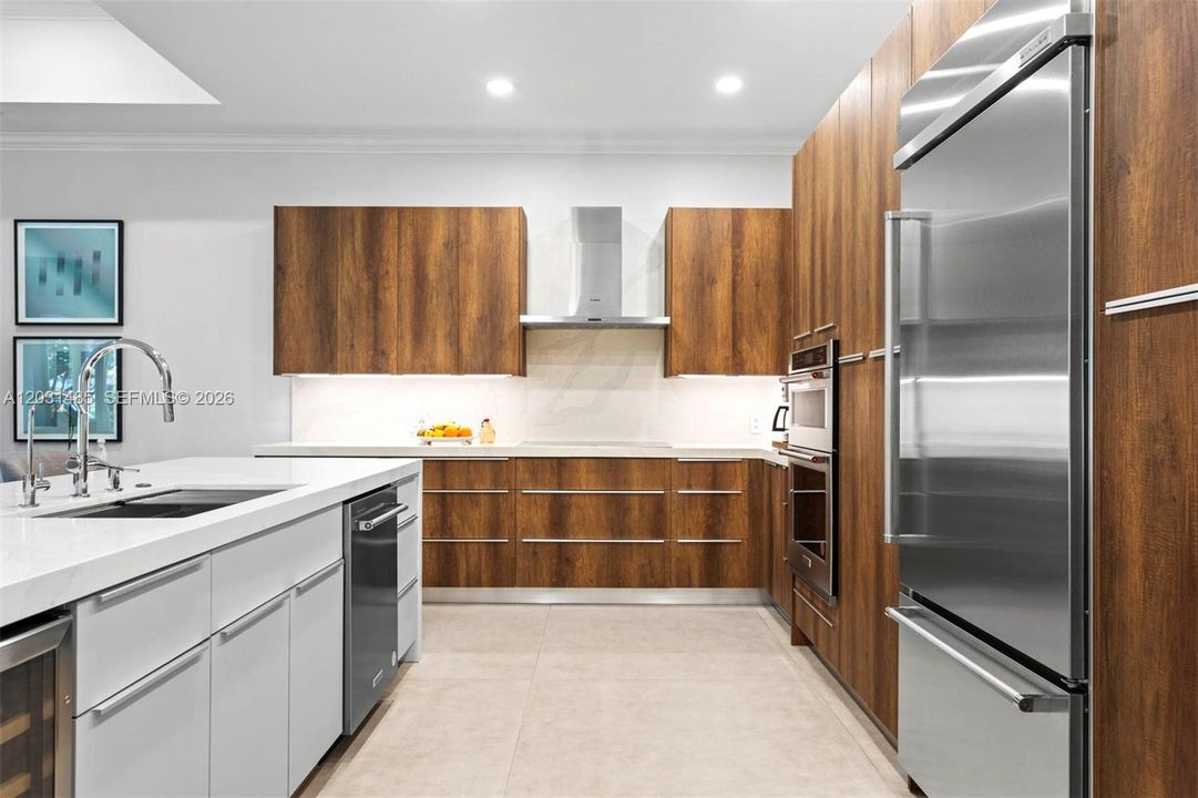 For Sale: $1,095,000 (3 beds, 2 baths, 2390 Square Feet)