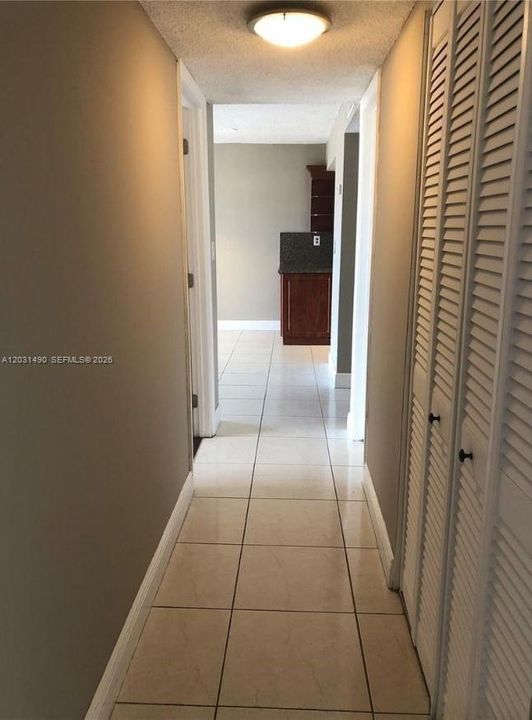 For Rent: $2,200 (2 beds, 2 baths, 1020 Square Feet)