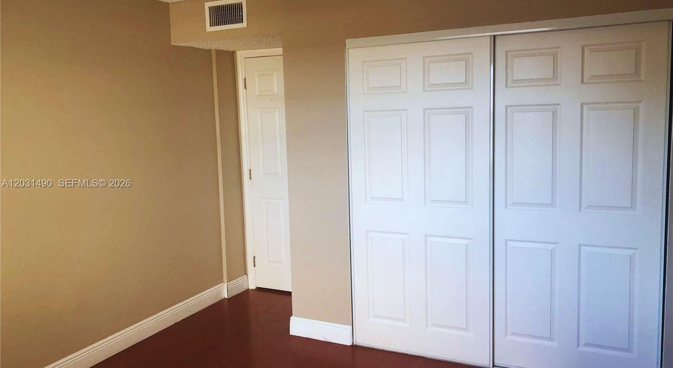 For Rent: $2,200 (2 beds, 2 baths, 1020 Square Feet)