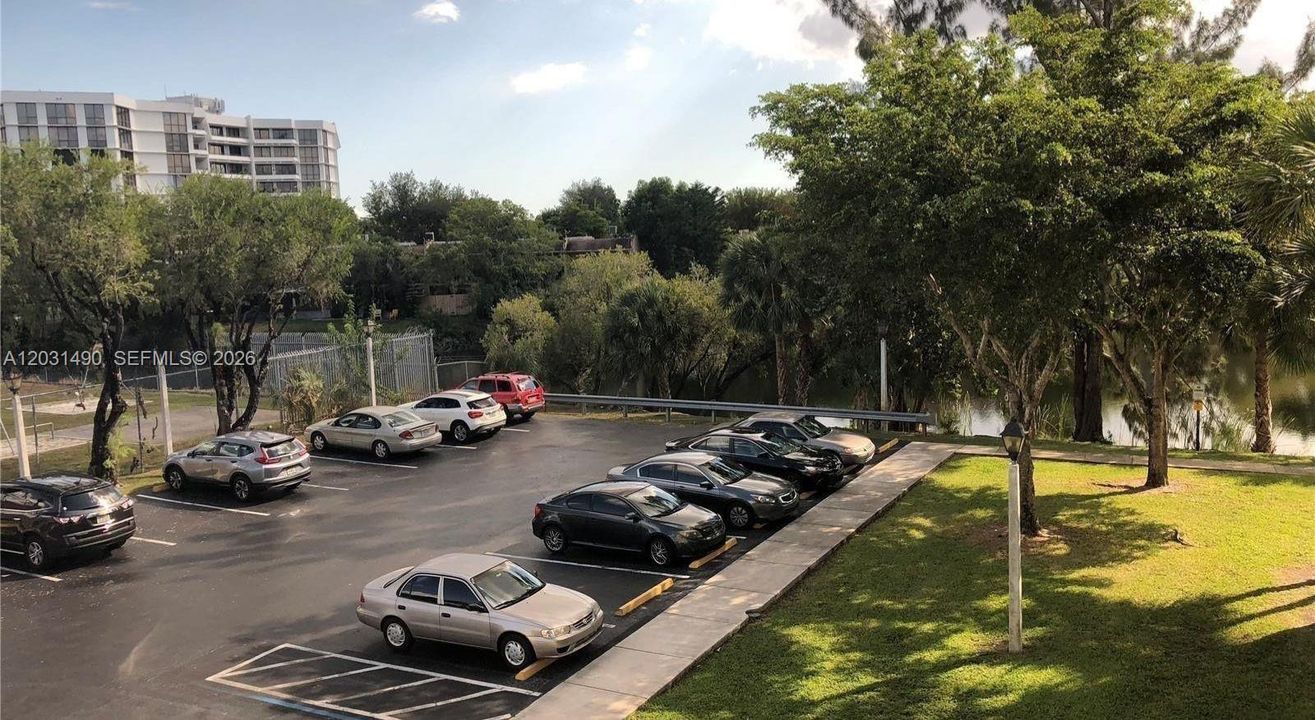 For Rent: $2,200 (2 beds, 2 baths, 1020 Square Feet)