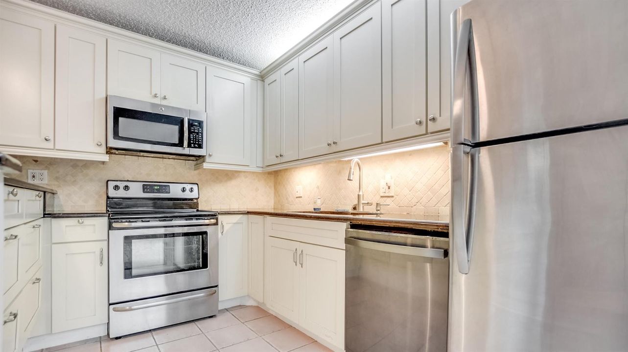 121 1st Lane Palm Beach Gardens