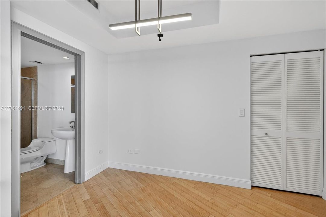 Office/Den/Second Bedroom