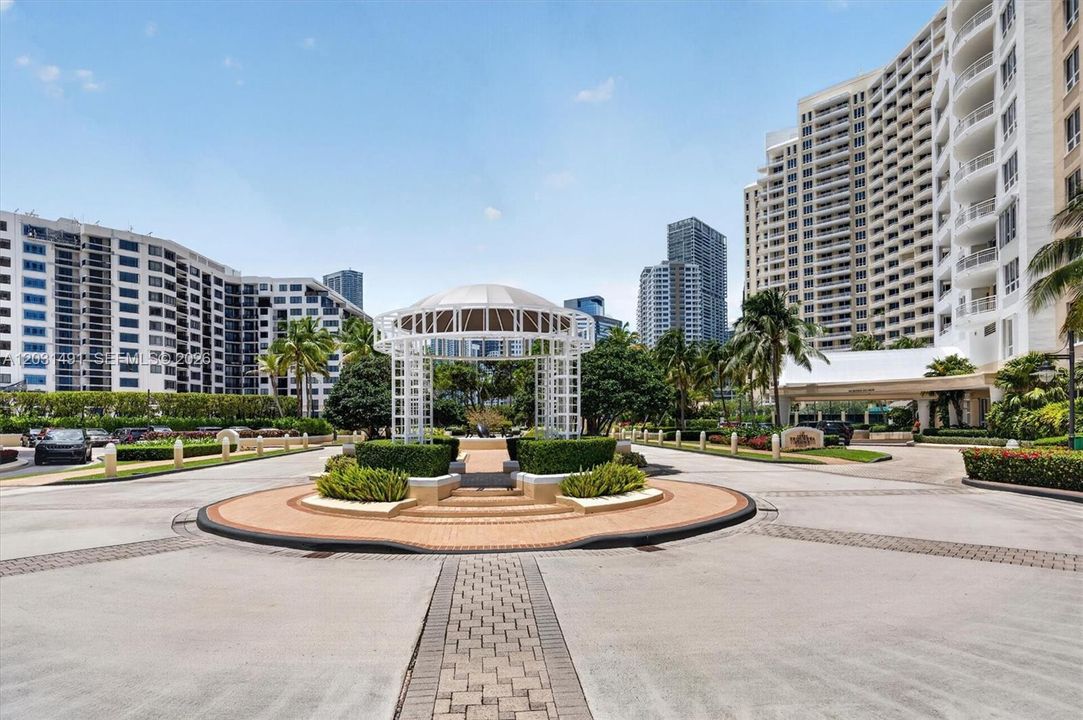 For Sale: $1,195,000 (1 beds, 2 baths, 1440 Square Feet)