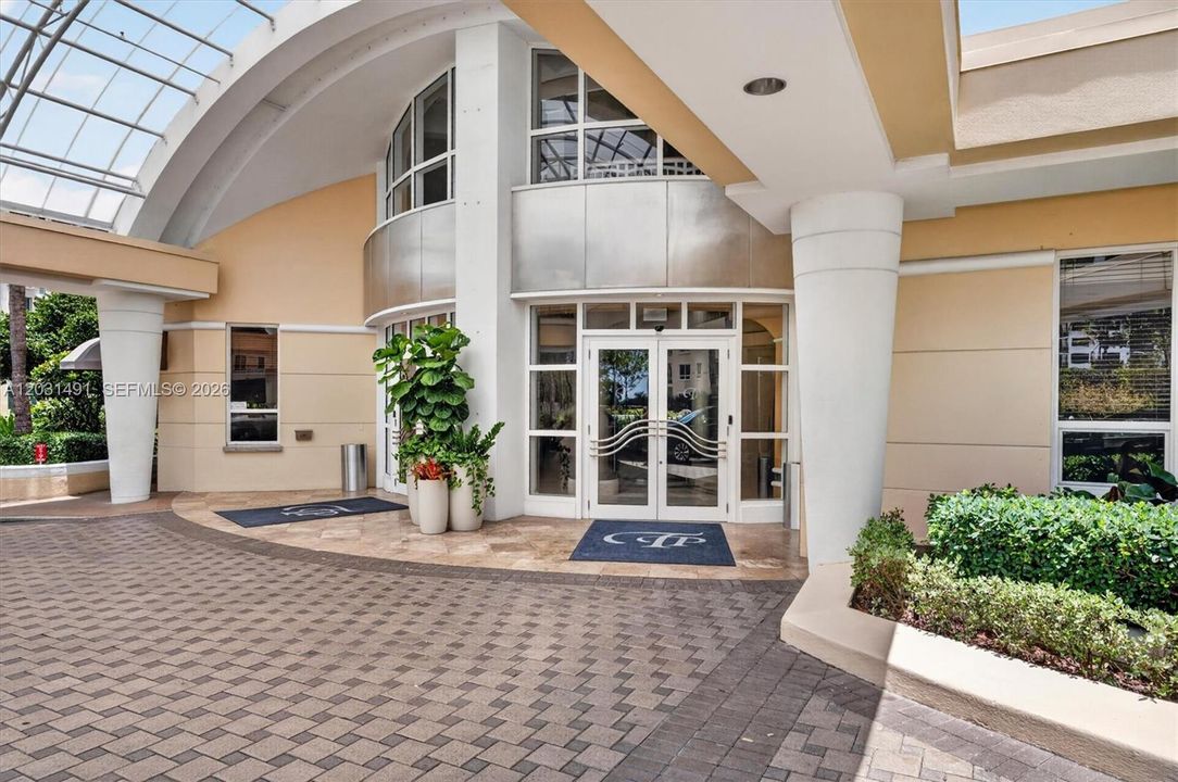 For Sale: $1,195,000 (1 beds, 2 baths, 1440 Square Feet)
