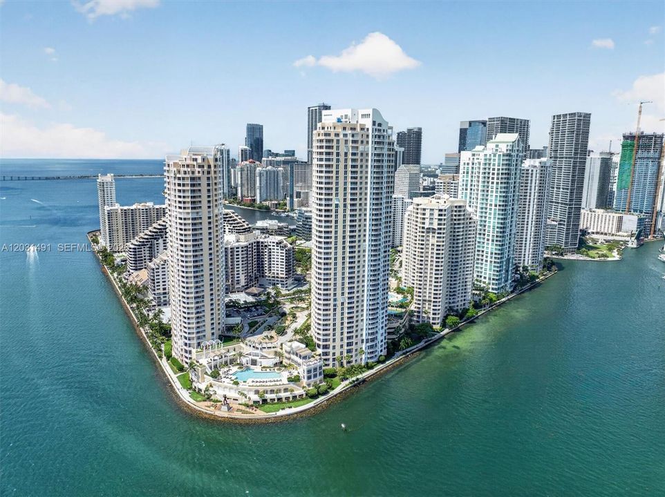 For Sale: $1,195,000 (1 beds, 2 baths, 1440 Square Feet)
