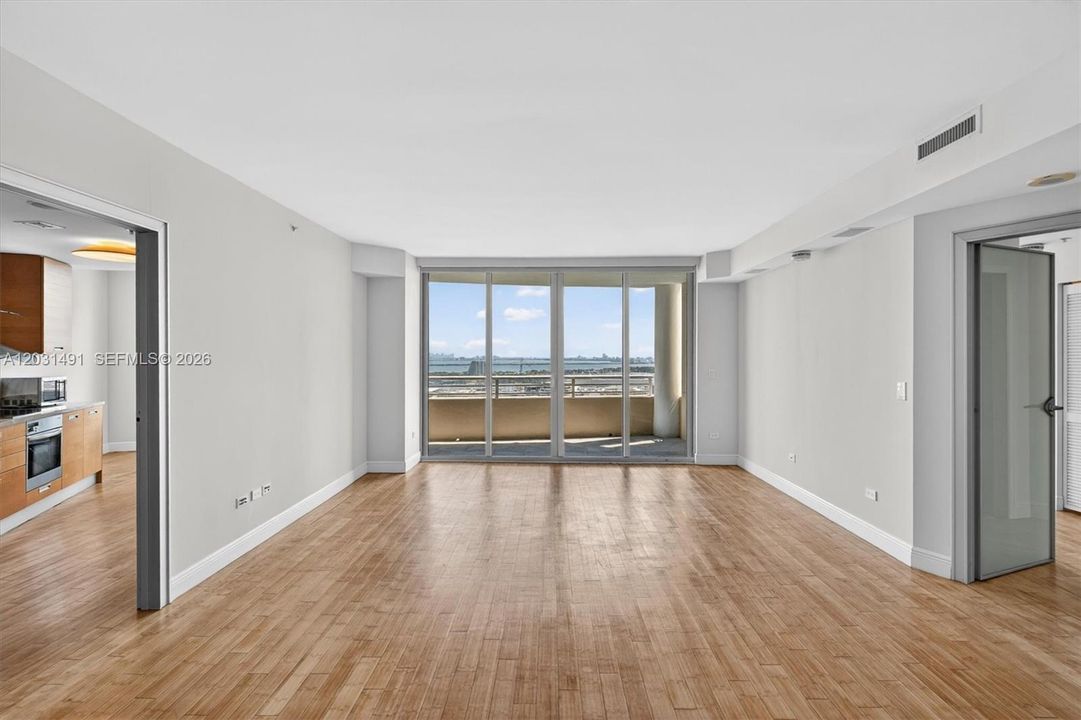 For Sale: $1,195,000 (1 beds, 2 baths, 1440 Square Feet)