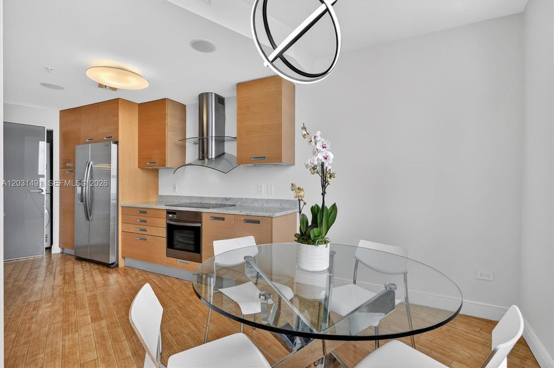 For Sale: $1,195,000 (1 beds, 2 baths, 1440 Square Feet)